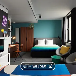 4* Szálloda The Social Hub