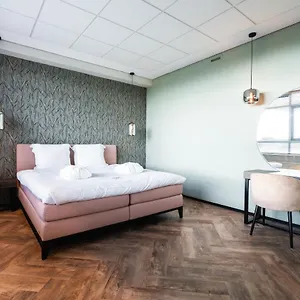 3* Hotel Onderwijshotel De Rooi Pannen