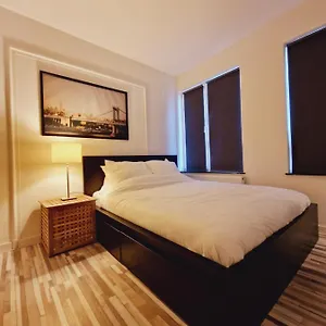 Herberg Room303 - - By T&s, Eindhoven